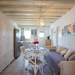 Апартаменты Charisma House Ornos Mykonos *